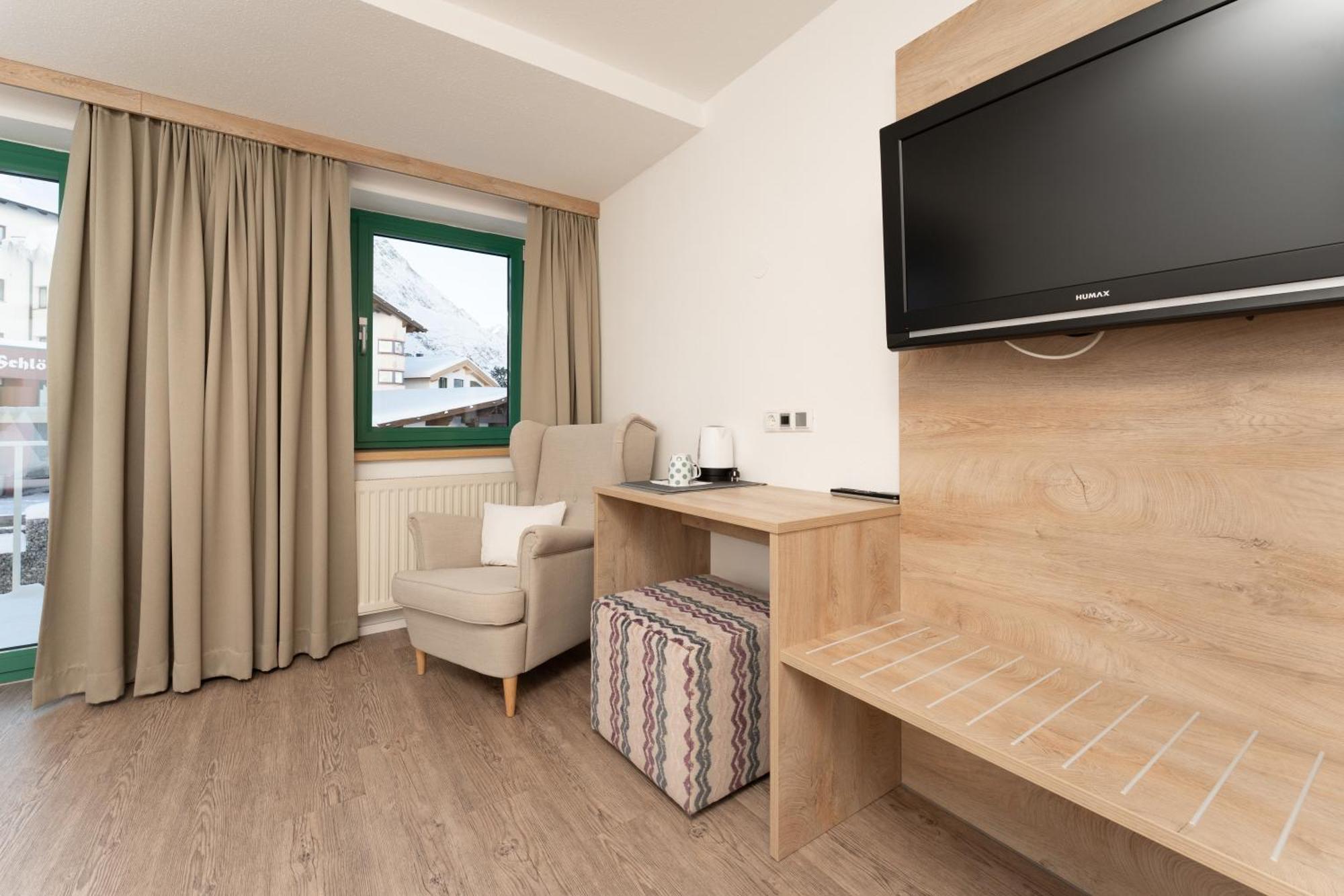 Hotel Garni Kristall Кюхтай Экстерьер фото
